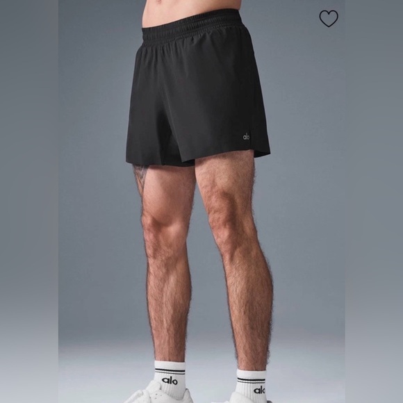 ALO Yoga Men’s “Adapt” Short 5” Inseam with Liner (M) *BESTSELLER* - Picture 3 of 12